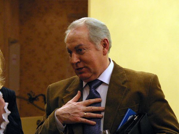 Фоторепортаж с церемонии награждения орденом «Слава России»