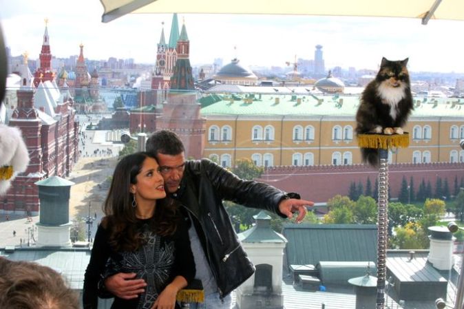 Сальма Хайек и Антонио Бандерас в Москве