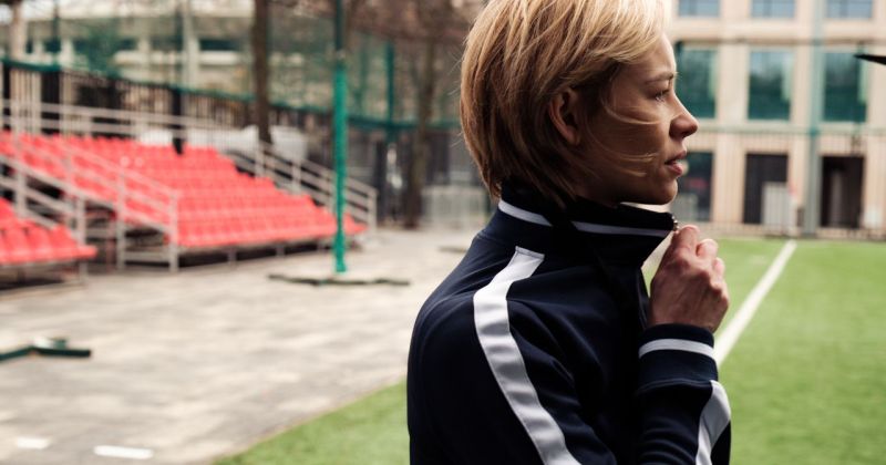 Светлана Устинова будет тренировать футбольную команду в сериале «Домашнее поле»