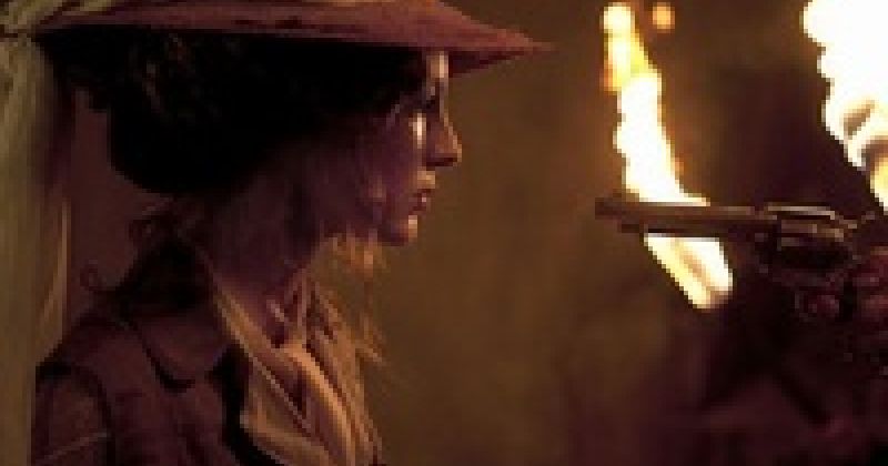 В Сети появился новый трейлер «Необычайных приключений Адель Блан-Сек» – на этот раз с английскими субтитрами