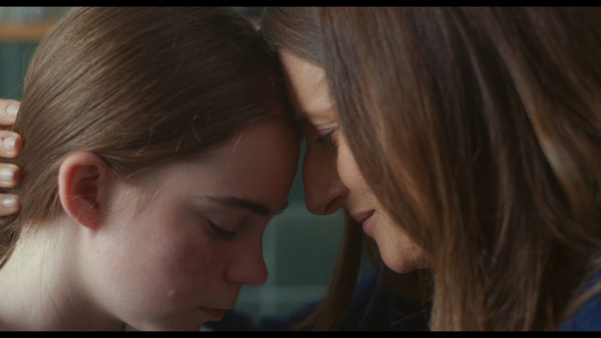 Тони и её семья