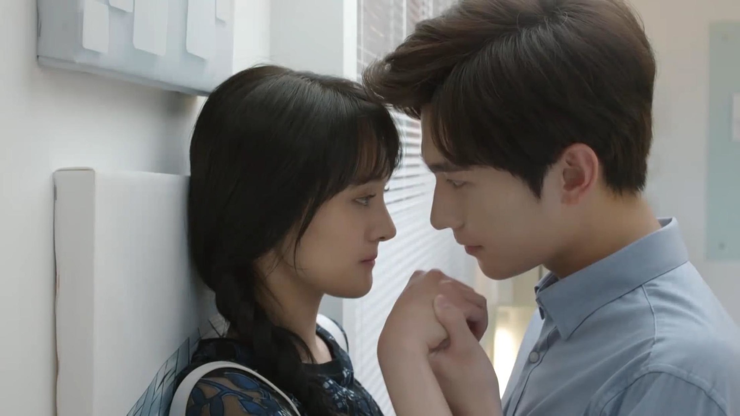 Легкая улыбка покоряет мир