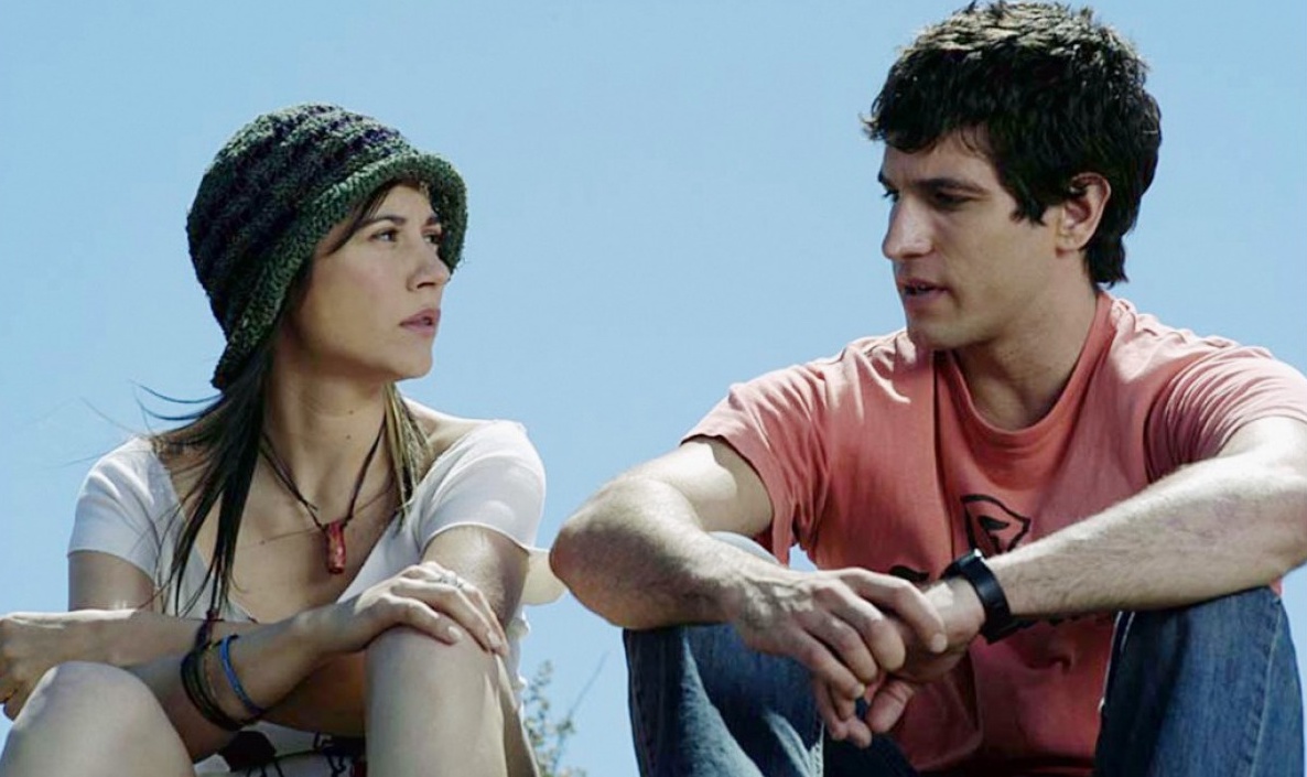 Темно-синий, почти черный